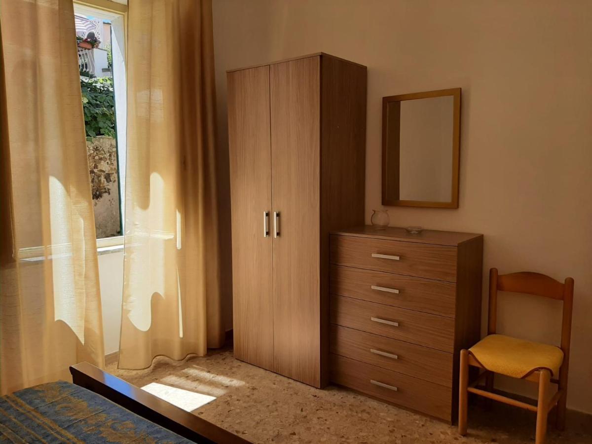 Appartamento Casa Luna Nel Centro Di Capoliveri 外观 照片